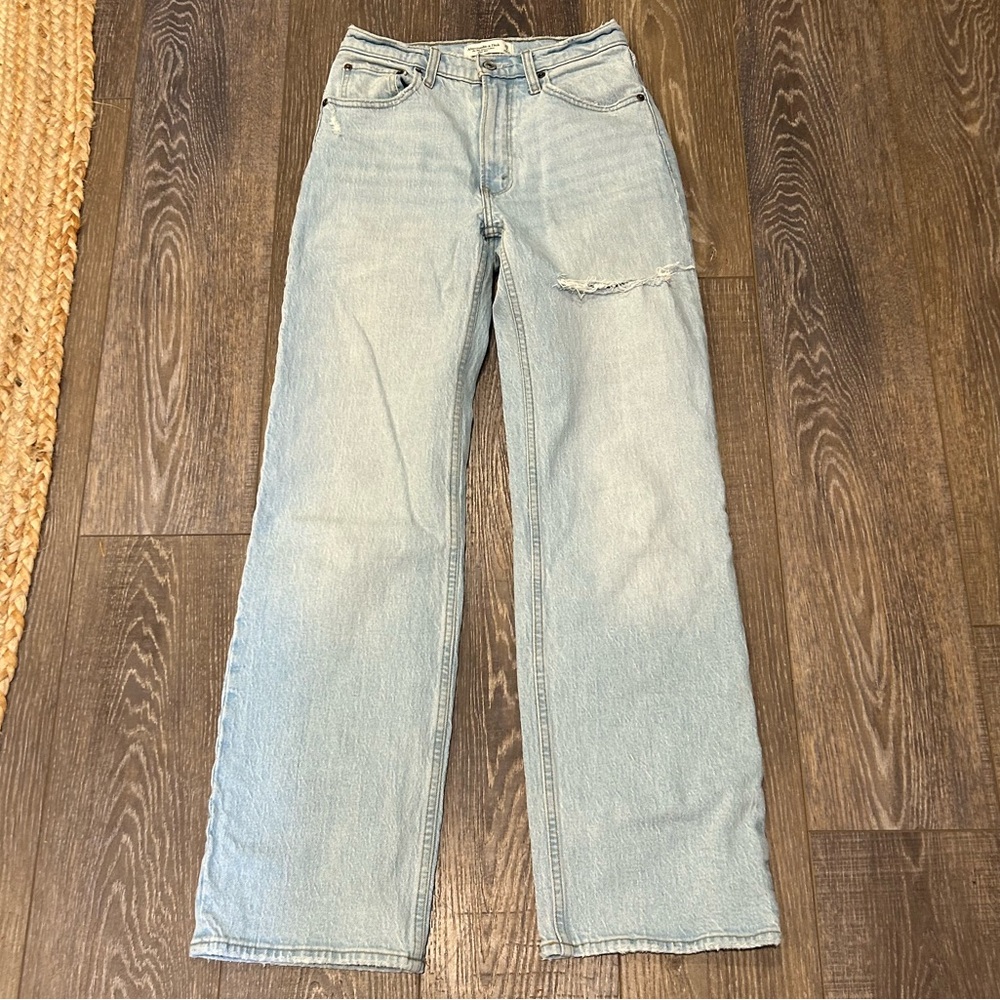 Abercrombie & fitch high rise ‘90s relaxed jean